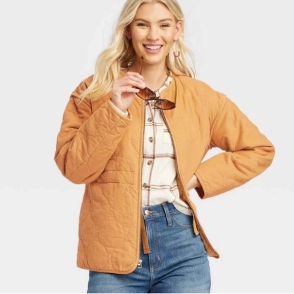 Universal Thread Jackets & Blazers - Universal Thread Light Brown / Quilted Zip Up Jacket